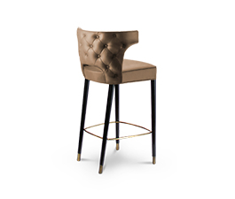 Inviting warmth into the palette, Toast is a quintessential Fall shade that acts as another anchor for the London palette.